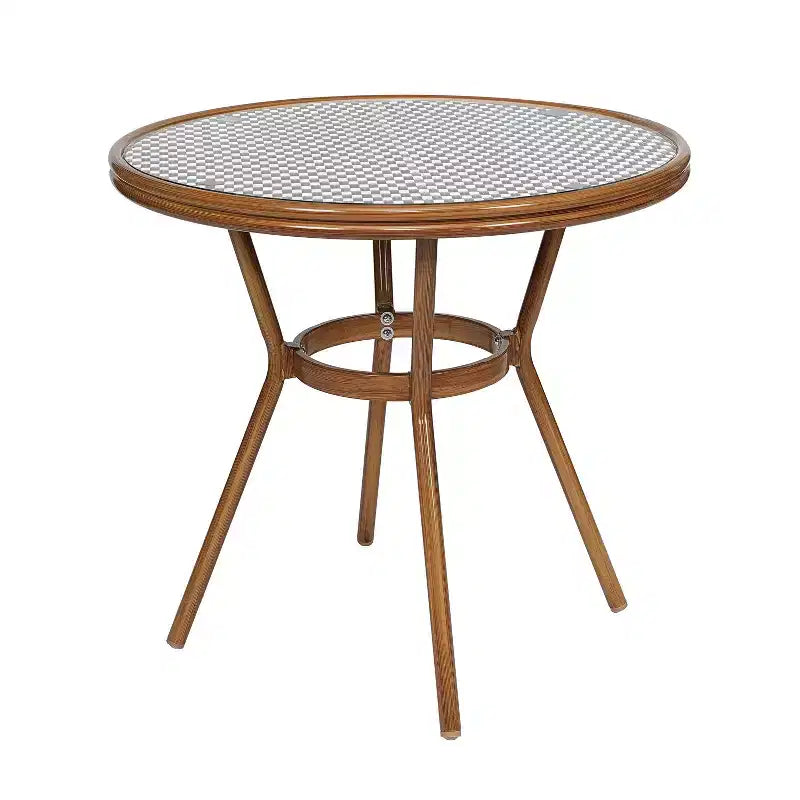Table de style bistrot avec verre